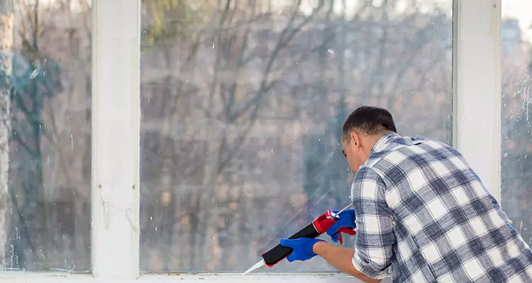 Repair Sliding Closet Doors Not Moving in Crestview, FL